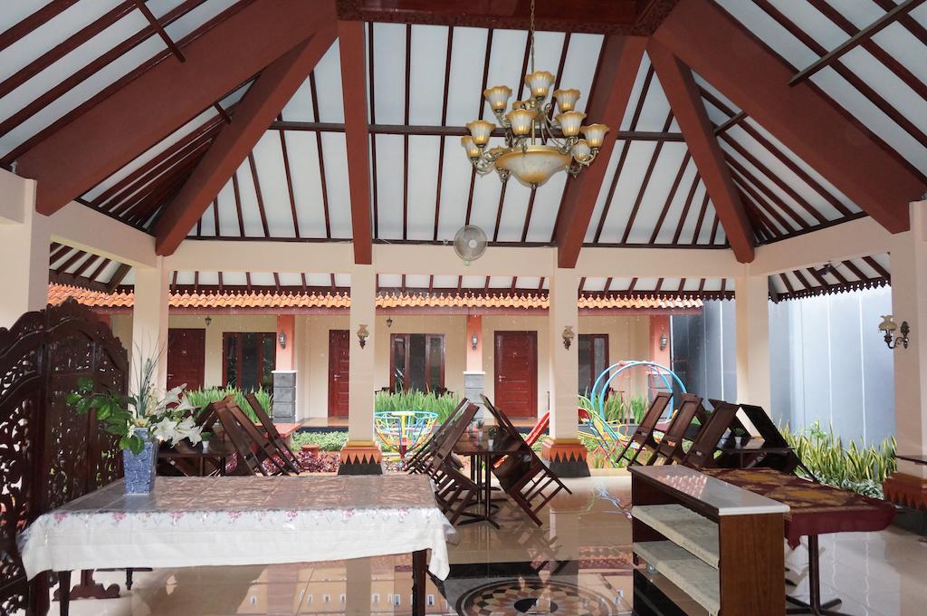 3C Familia Residence Yogyakarta Exterior photo